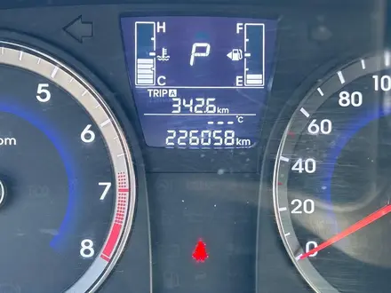 Hyundai Accent 2015 года за 6 300 000 тг. в Актобе – фото 8