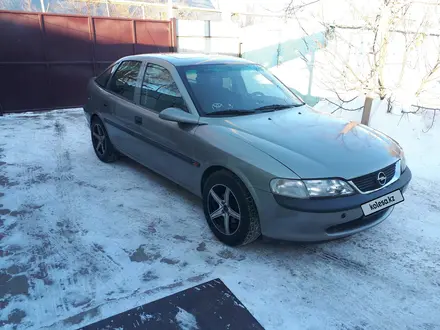 Opel Vectra 1997 года за 2 000 000 тг. в Алматы – фото 2