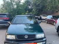 Volkswagen Vento 1996 года за 950 000 тг. в Караганда