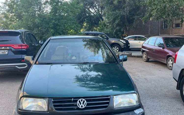 Volkswagen Vento 1996 года за 950 000 тг. в Караганда