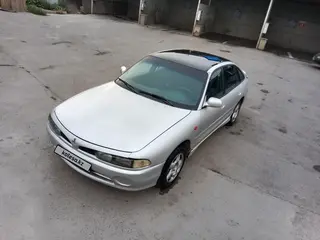 Mitsubishi Galant