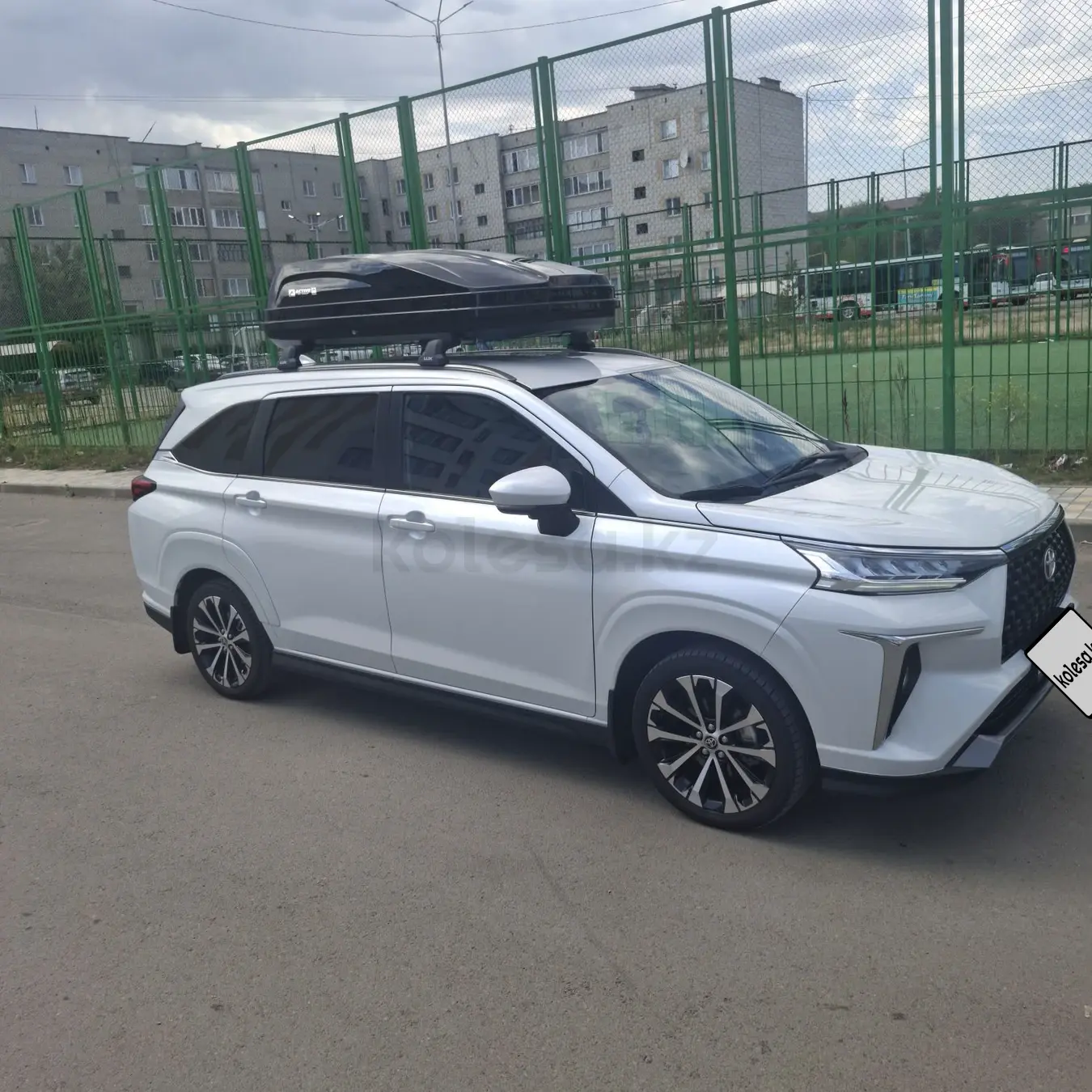 Toyota Veloz, 2023