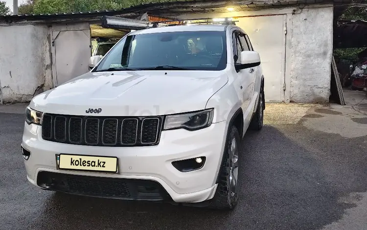 Jeep Grand Cherokee 2012 года за 9 900 000 тг. в Алматы