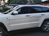 Jeep Grand Cherokee 2012 годаүшін9 900 000 тг. в Алматы – фото 3