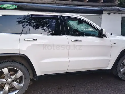 Jeep Grand Cherokee 2012 года за 9 900 000 тг. в Алматы – фото 4