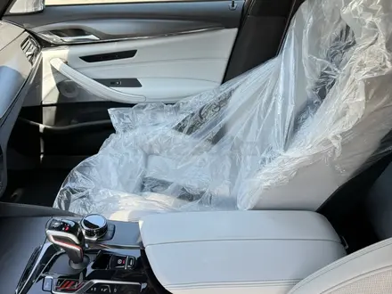 BMW M5 2022 года за 52 000 000 тг. в Алматы – фото 34