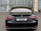 Lexus ES 250 2022 года за 22 550 000 тг. в Алматы – фото 3