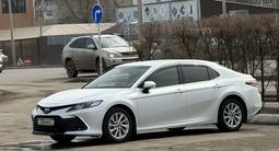 Toyota Camry 2023 годаfor17 000 000 тг. в Уральск – фото 4