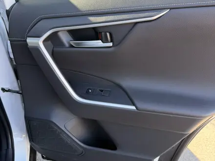 Toyota RAV4 2021 года за 16 500 000 тг. в Астана – фото 10