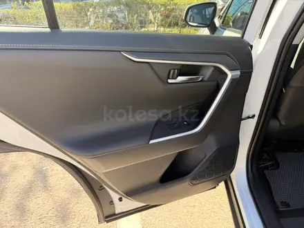 Toyota RAV4 2021 года за 16 500 000 тг. в Астана – фото 12