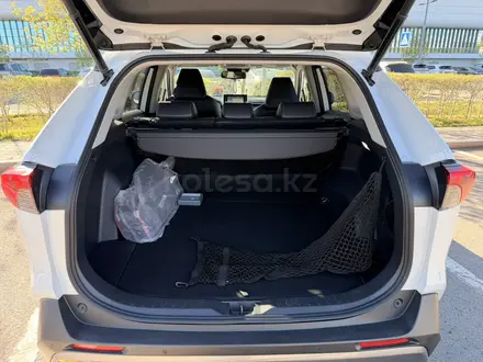 Toyota RAV4 2021 года за 16 500 000 тг. в Астана – фото 15