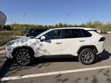 Toyota RAV4 2021 года за 16 500 000 тг. в Астана – фото 3