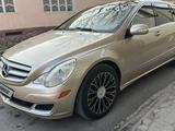 Mercedes-Benz R 350 2007 года за 7 300 000 тг. в Шымкент – фото 2