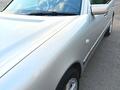 Mercedes-Benz E 200 1998 года за 4 750 000 тг. в Караганда – фото 44