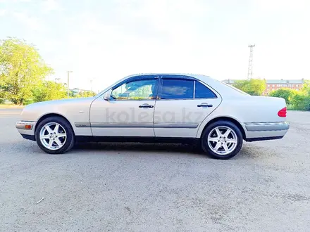 Mercedes-Benz E 200 1998 года за 4 750 000 тг. в Караганда – фото 12