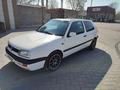 Volkswagen Golf 1993 года за 1 600 000 тг. в Алматы – фото 2