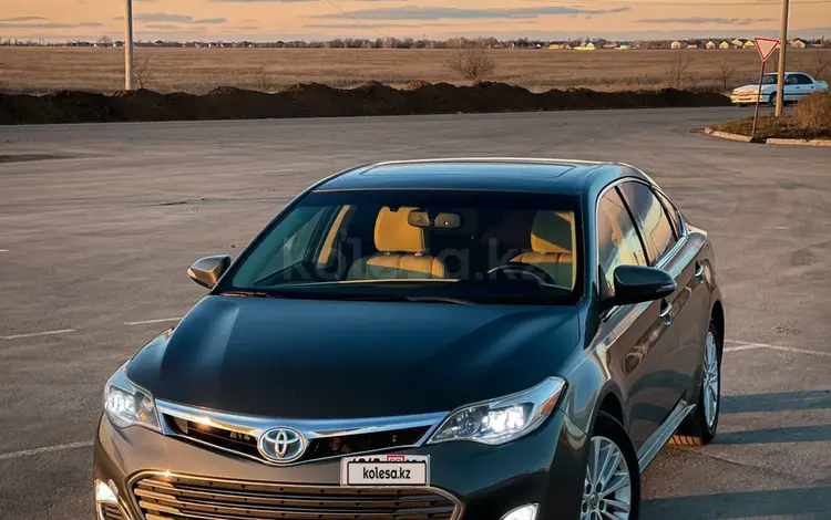 Toyota Avalon 2012 годаfor8 200 000 тг. в Уральск