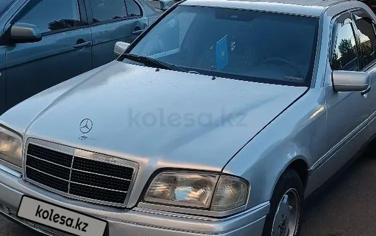 Mercedes-Benz C 180 1994 годаfor2 000 000 тг. в Астана