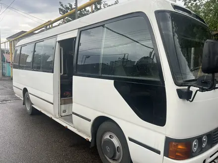 Toyota  Coaster 2001 года за 8 700 751 тг. в Алматы – фото 3