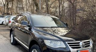 Volkswagen Touareg 2008 года за 5 800 000 тг. в Алматы