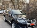 Volkswagen Touareg 2008 года за 5 800 000 тг. в Алматы – фото 8