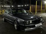 BMW 740 1994 года за 2 600 000 тг. в Алматы