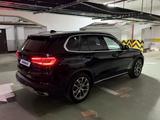 BMW X5 2021 года за 27 500 000 тг. в Алматы – фото 5