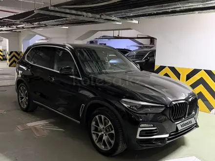 BMW X5 2021 года за 27 500 000 тг. в Алматы – фото 9