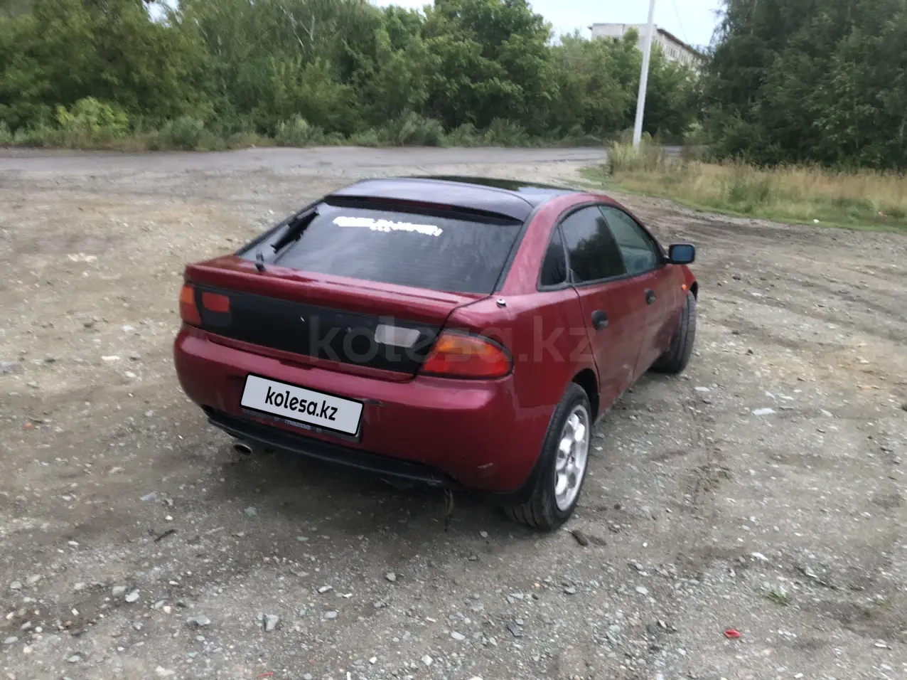 Mazda 323, 1997