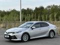 Toyota Camry 2021 года за 15 600 000 тг. в Шымкент