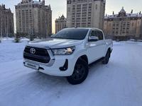 Toyota Hilux 2023 года за 19 700 000 тг. в Астана