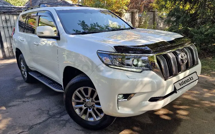 Toyota Land Cruiser Prado 2018 года за 26 400 000 тг. в Алматы