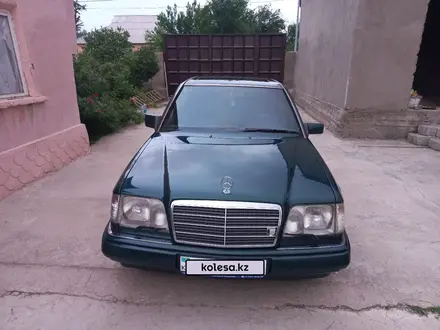 Mercedes-Benz E 200 1994 года за 2 200 000 тг. в Байконыр