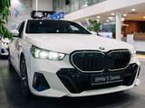 BMW 530 XDrive 2025 года за 56 386 796 тг. в Астана