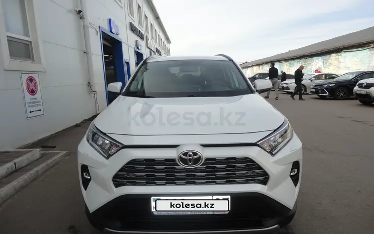 Toyota RAV4 2022 годаfor16 300 000 тг. в Кокшетау