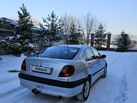 Toyota Avensis 1998 года за 3 750 000 тг. в Алматы – фото 10