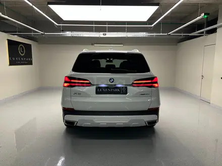 BMW X5 XDrive 40i 2023 года за 37 999 000 тг. в Алматы – фото 5