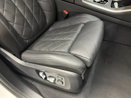 BMW X5 XDrive 40i 2023 года за 37 999 000 тг. в Алматы – фото 33