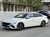Hyundai Elantra 2023 годаүшін7 400 000 тг. в Астана