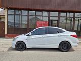 Hyundai Accent 2013 годаүшін3 100 000 тг. в Алматы – фото 2