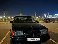 Mercedes-Benz E 220 1995 годаfor2 300 000 тг. в Шымкент