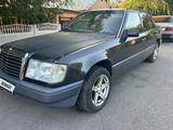Mercedes-Benz E 260 1992 годаүшін380 000 тг. в Караганда