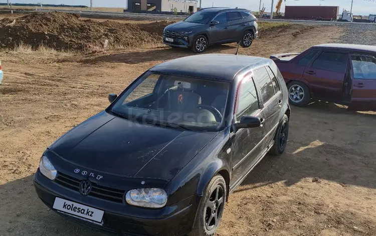 Volkswagen Golf 2001 года за 2 850 000 тг. в Актобе