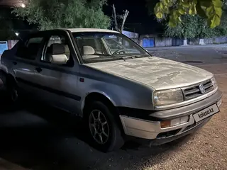 Volkswagen Vento, 1994