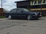 Mercedes-Benz E 430 2001 года за 7 300 000 тг. в Уральск – фото 2