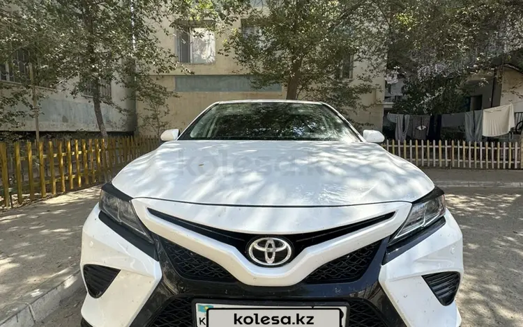 Toyota Camry 2018 годаfor13 000 000 тг. в Жанаозен