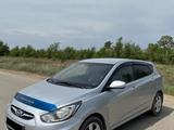 Hyundai Solaris 2011 года за 4 050 000 тг. в Актобе – фото 2