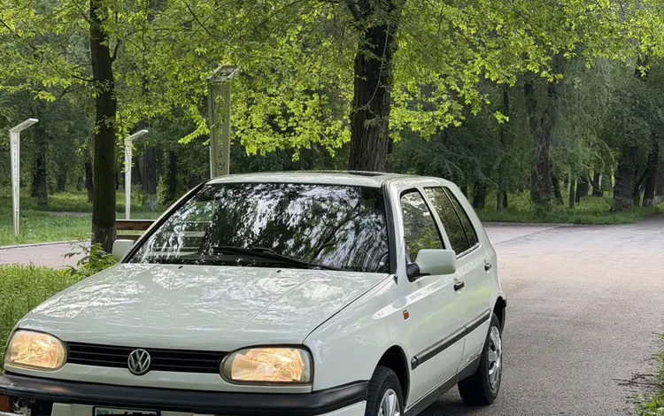 Volkswagen Golf 1994 годаүшін1 100 000 тг. в Тараз