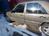 Mercedes-Benz E 200 1990 годаfor1 150 000 тг. в Алматы – фото 2