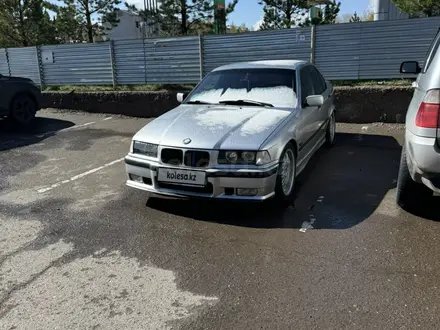 BMW 328 1996 года за 2 000 000 тг. в Астана – фото 4